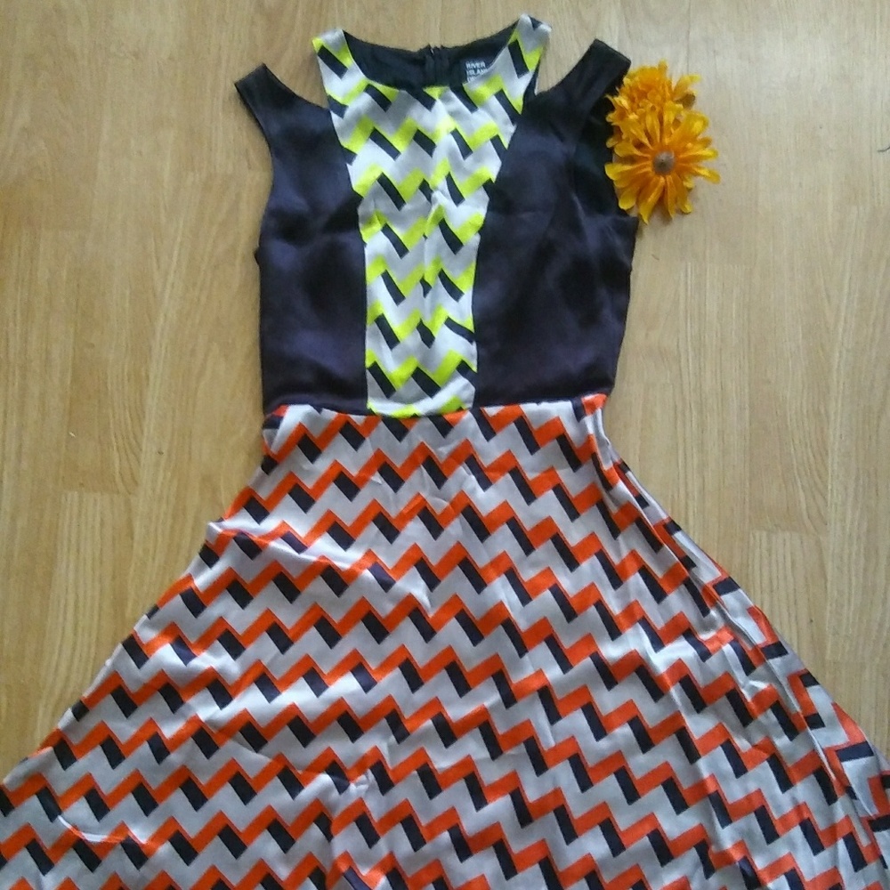 Reposh 🌀 River Island (UK) Designer Dress